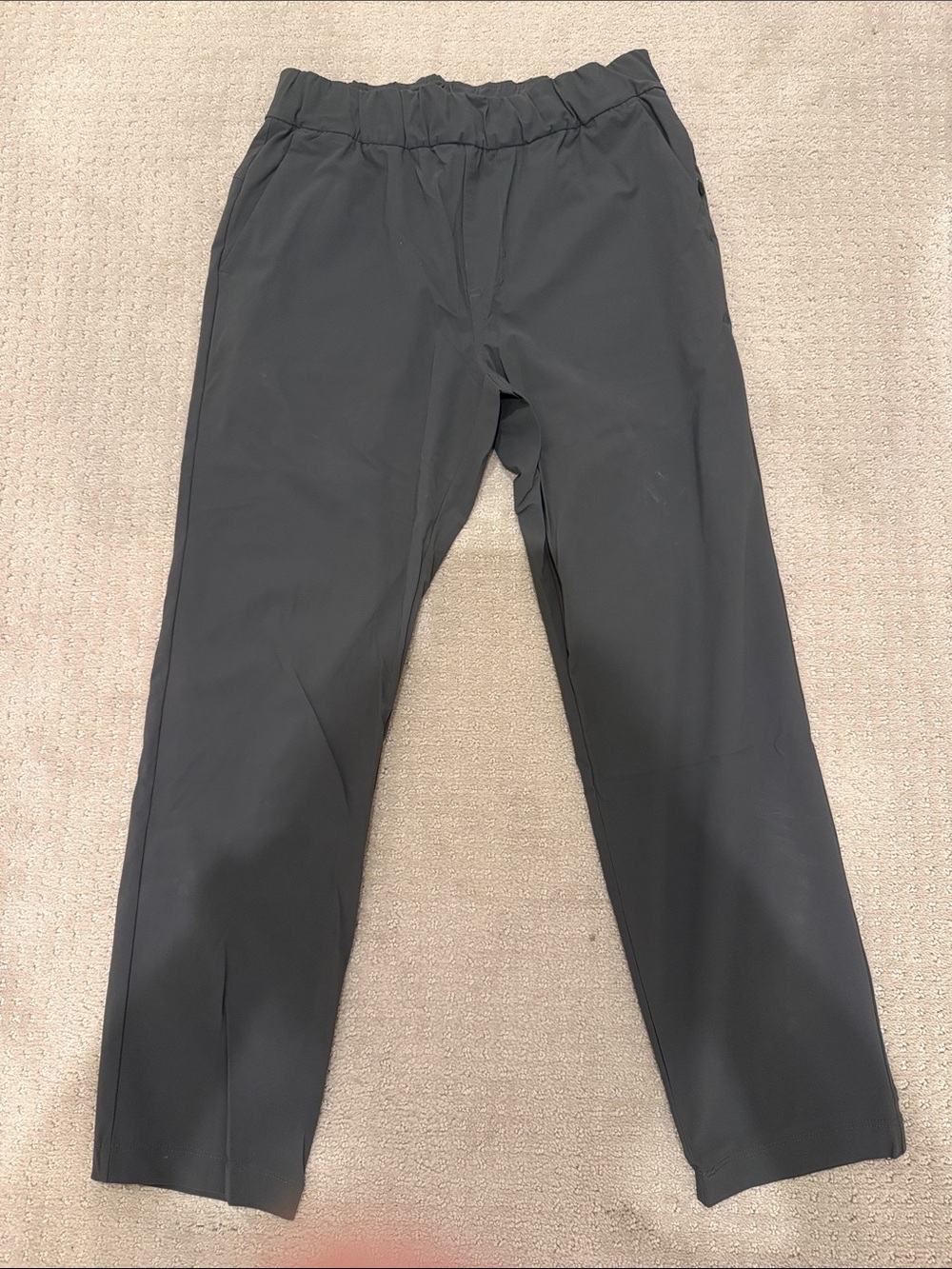 Women’s Vuori Miles Ankle Pant size Med in new taupe green